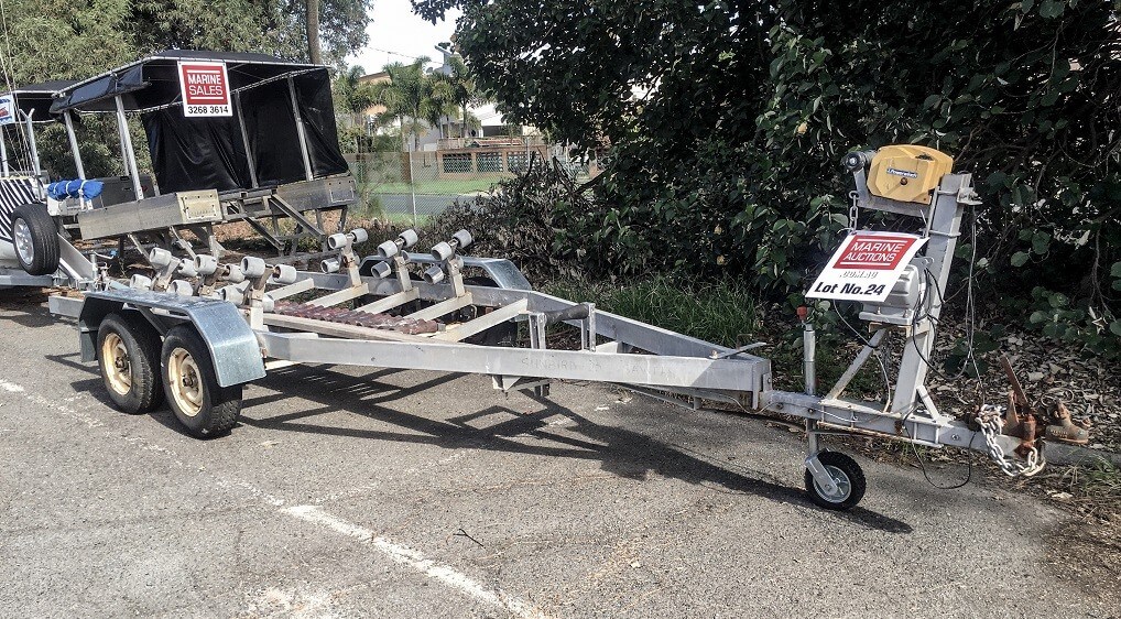 Tandem Trailer