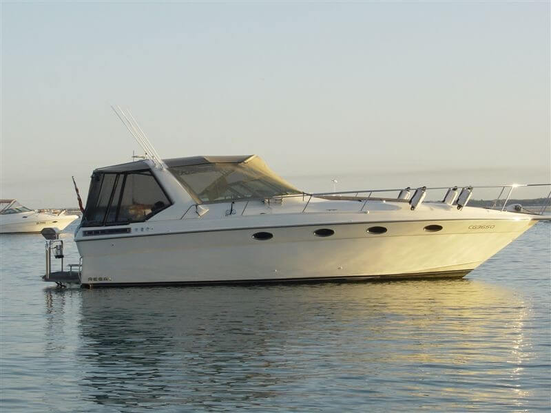 Regal Commodore 38 Royal