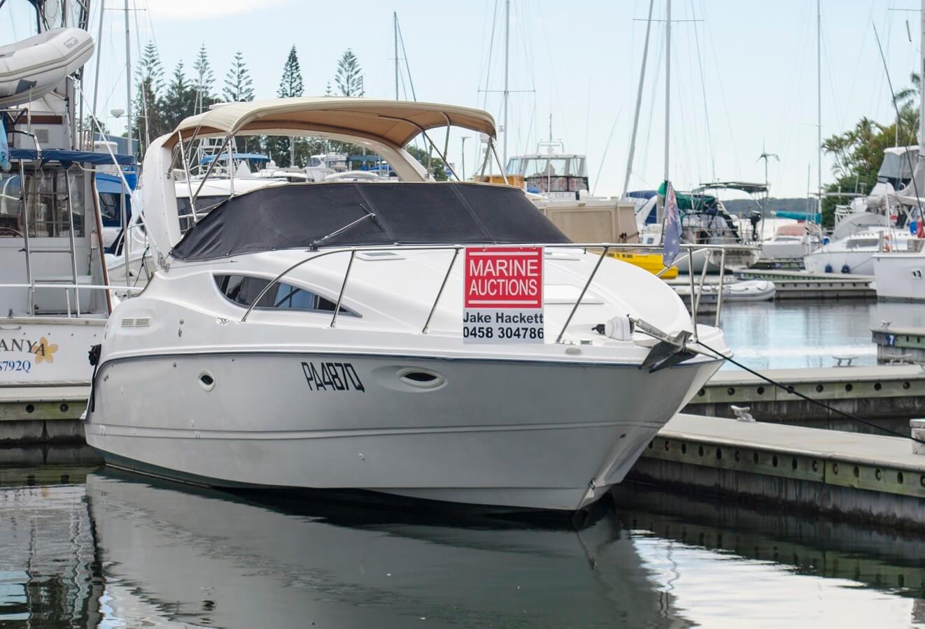 Unreserved 2002 Bayliner 285 Cruiser