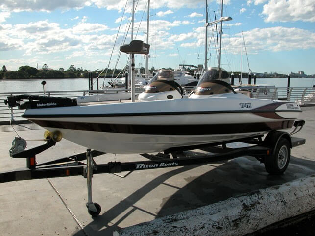 Triton TR175DC Bass Boat