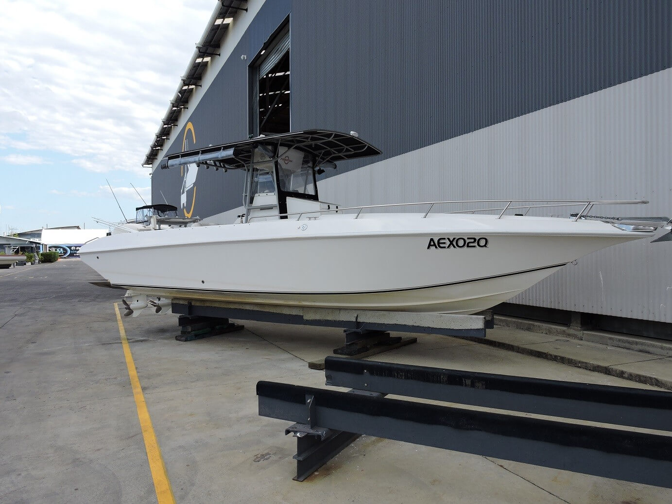 2000 Fountain 29ft Centre Console