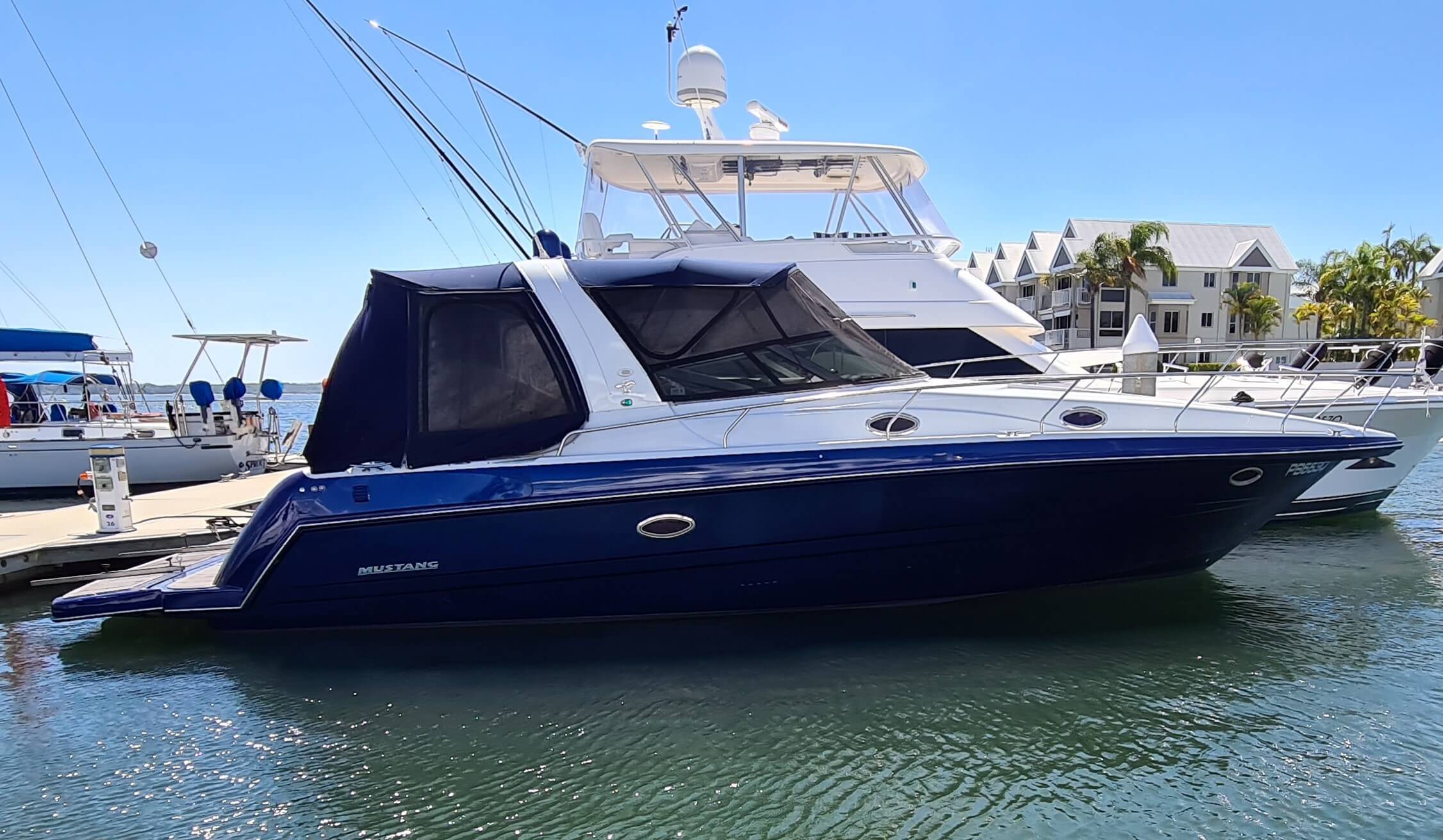 2001 Mustang 3800 Sportscruiser