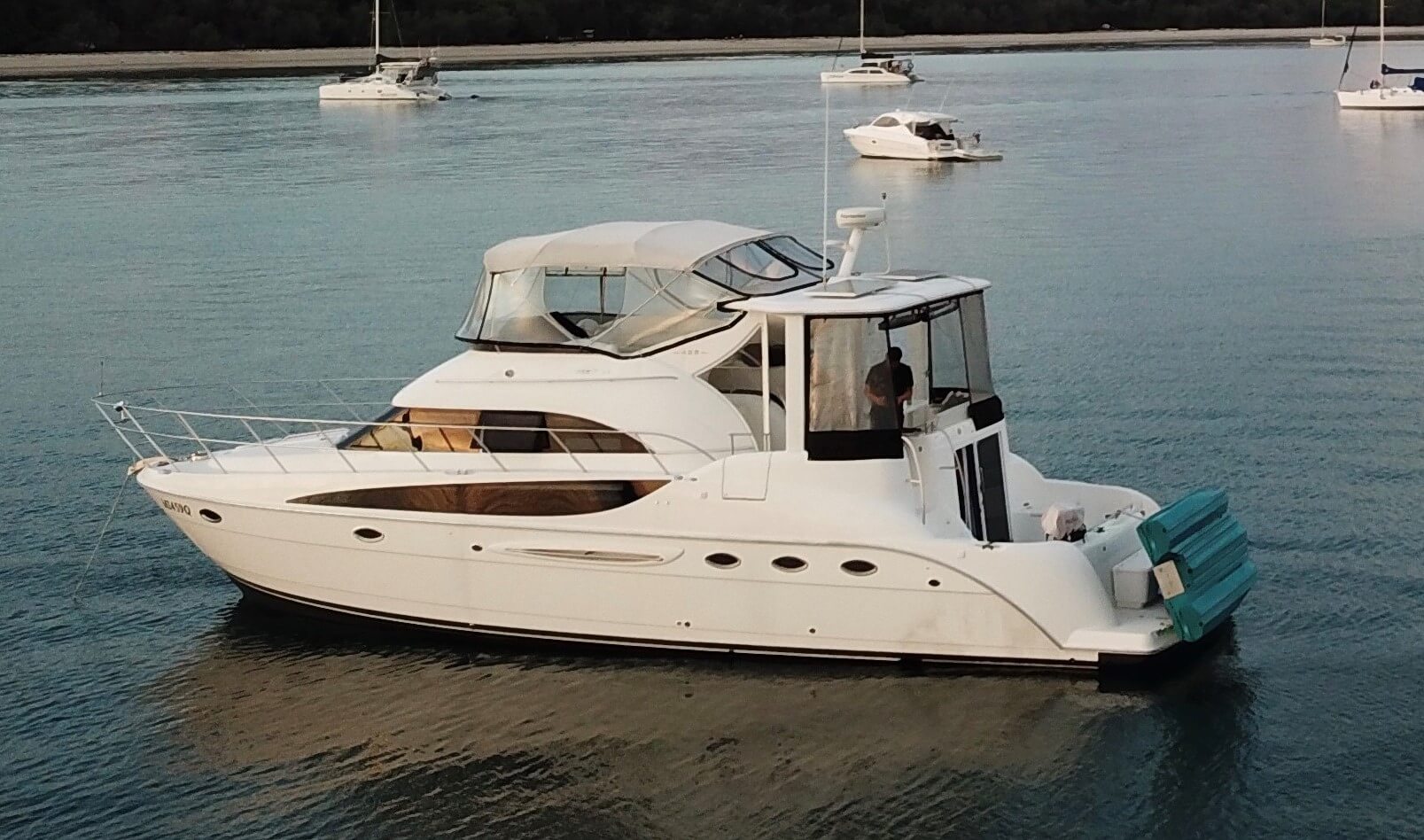 2004 Meridian 459 Luxury Yacht