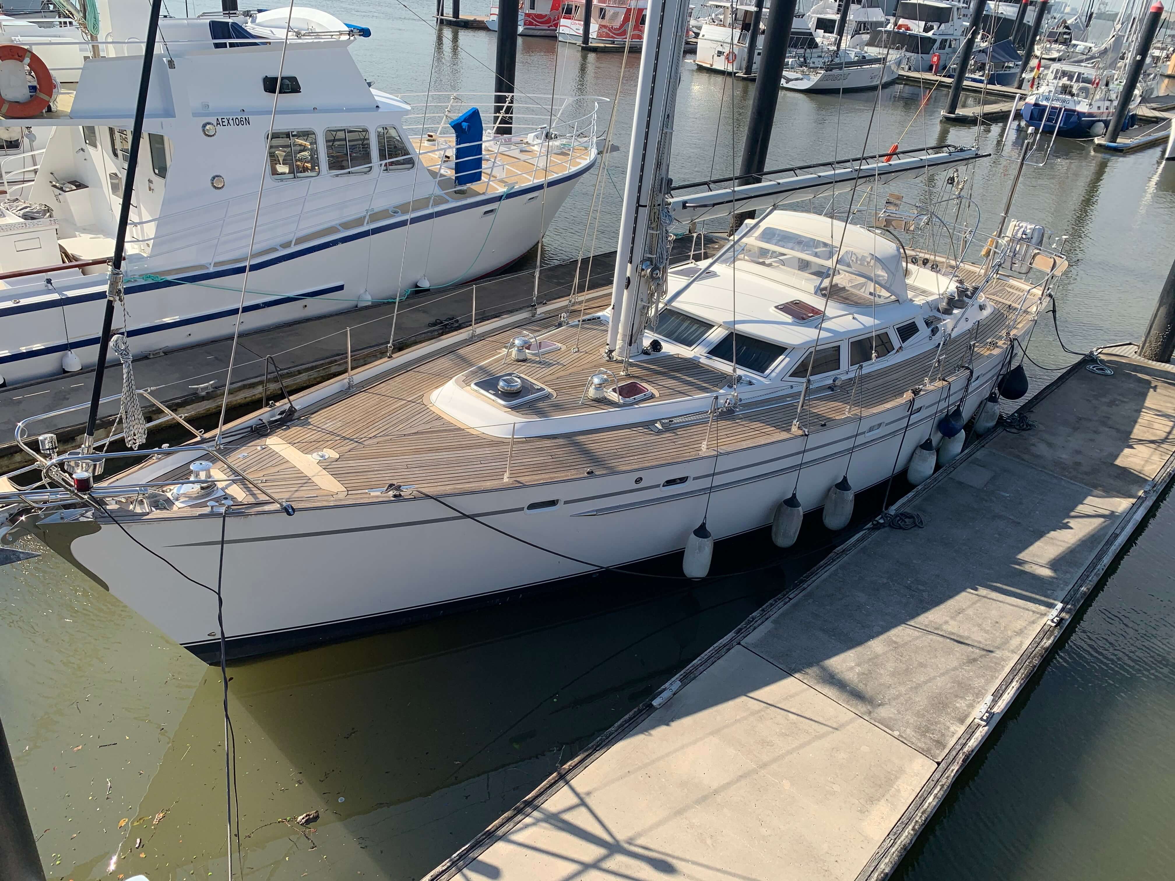 2004 Luxury Contest 50 CS