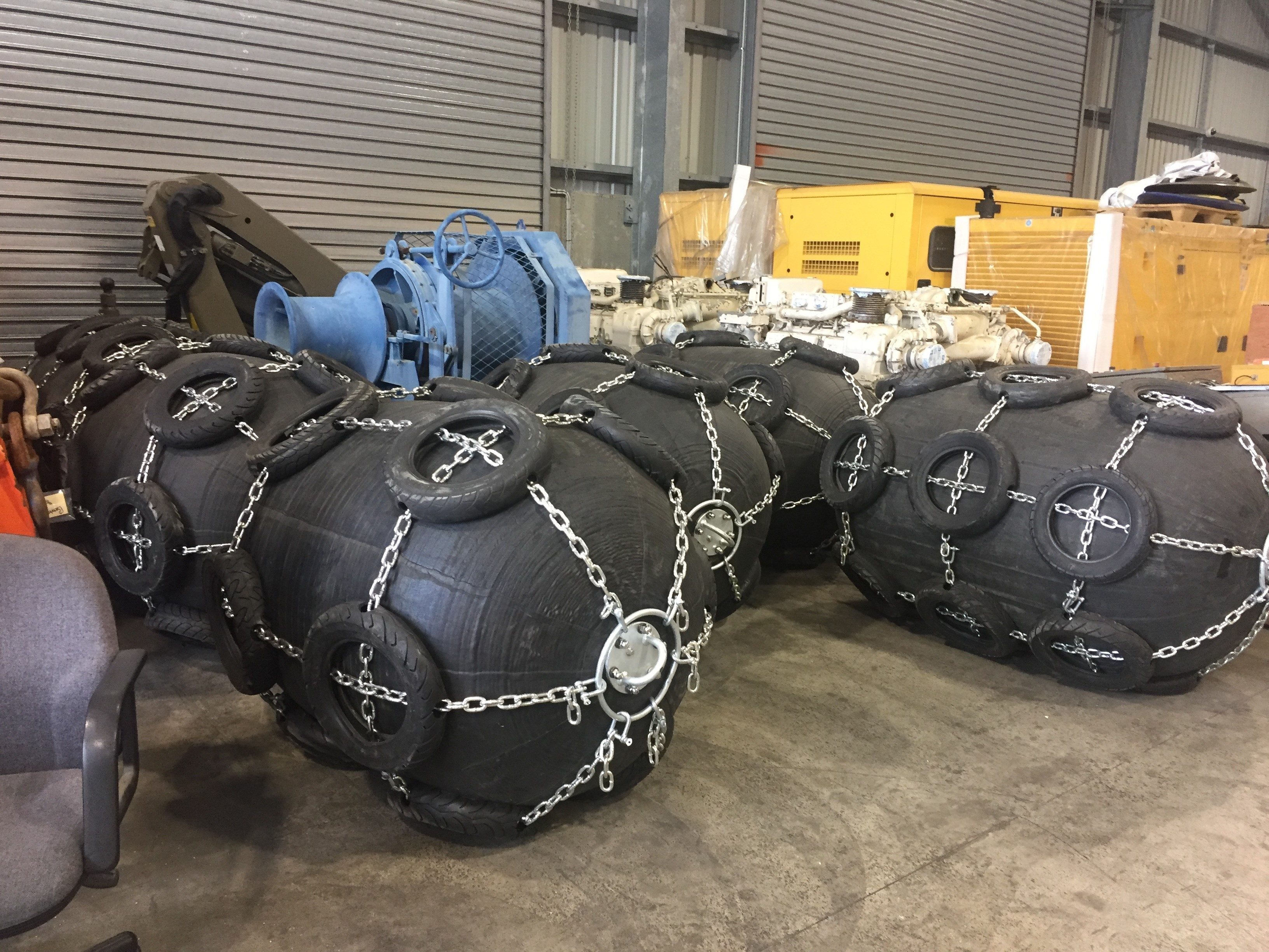 2 X 1m x 1.2m Yokohama Fenders