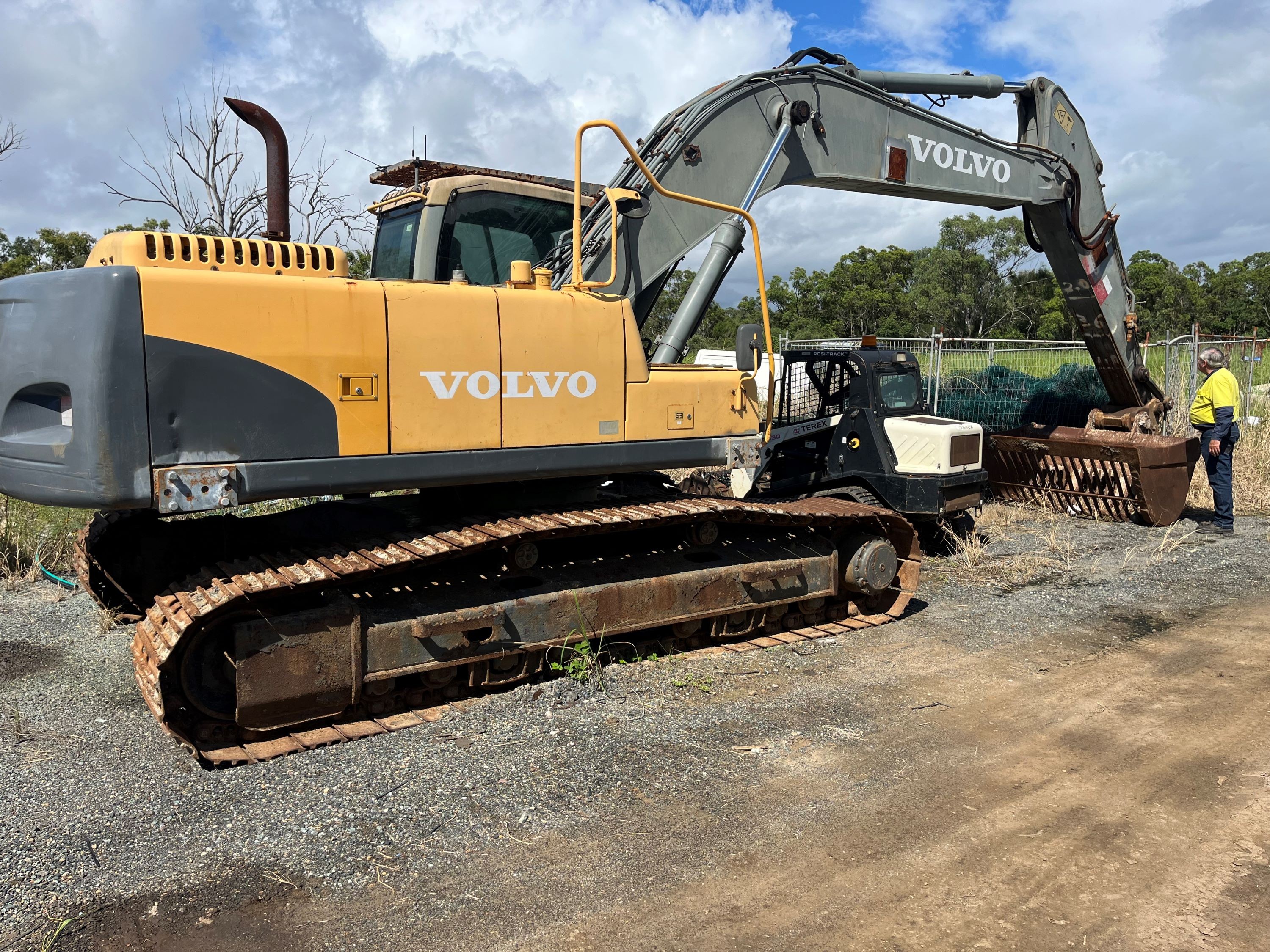 Volvo EC240CI Excavator - 24 Tonne