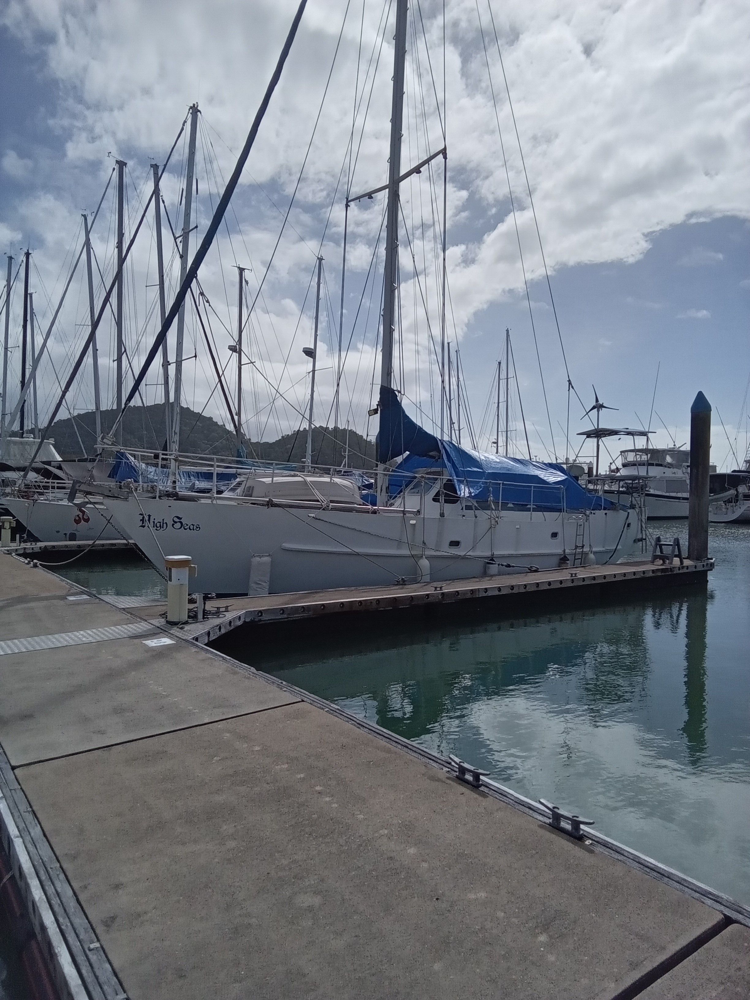 43ft Hartley Pilot House Sloop "High Seas"