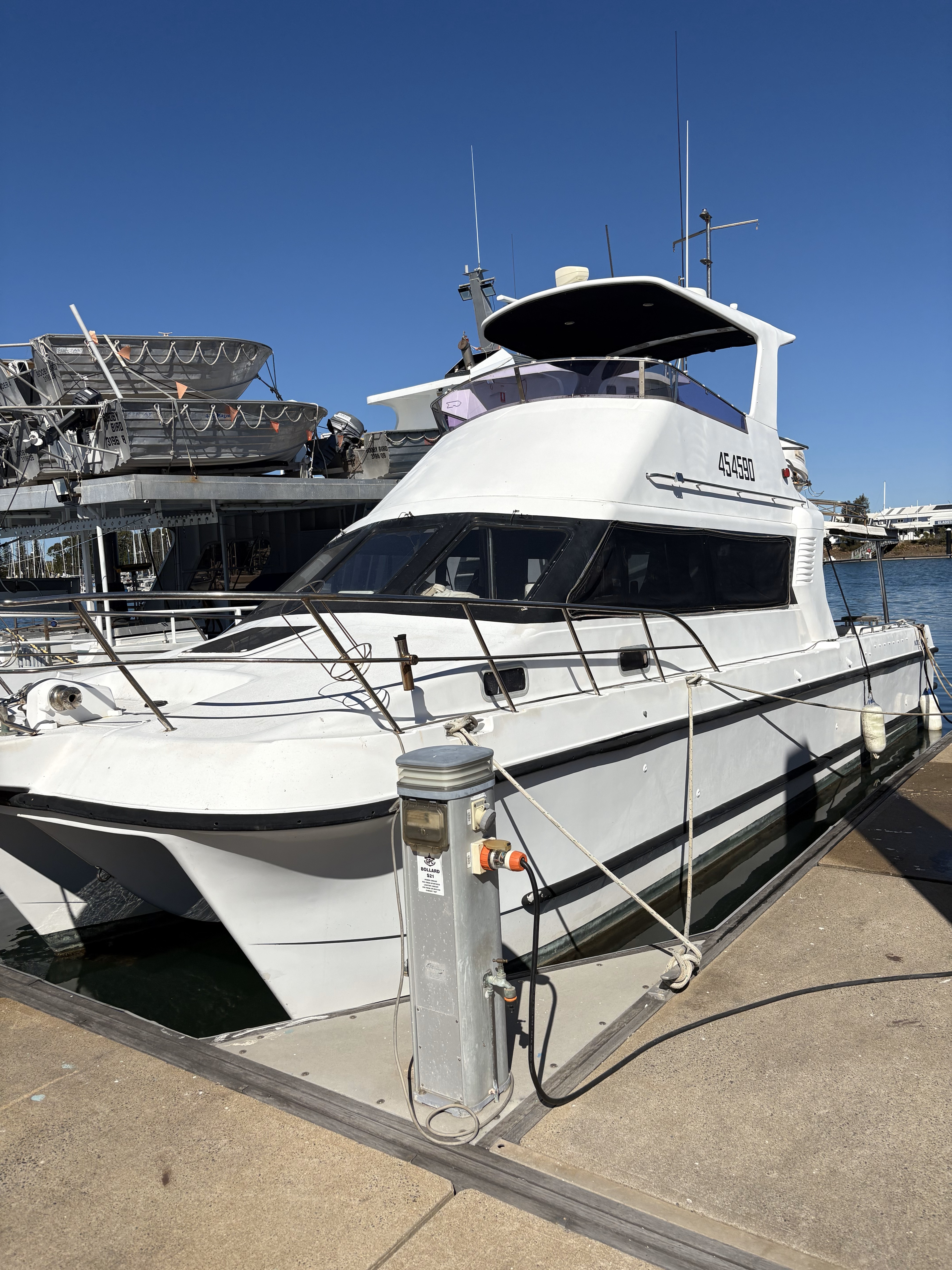2000 Noosa Cat 11.10m Flybridge - in 2C Survey
