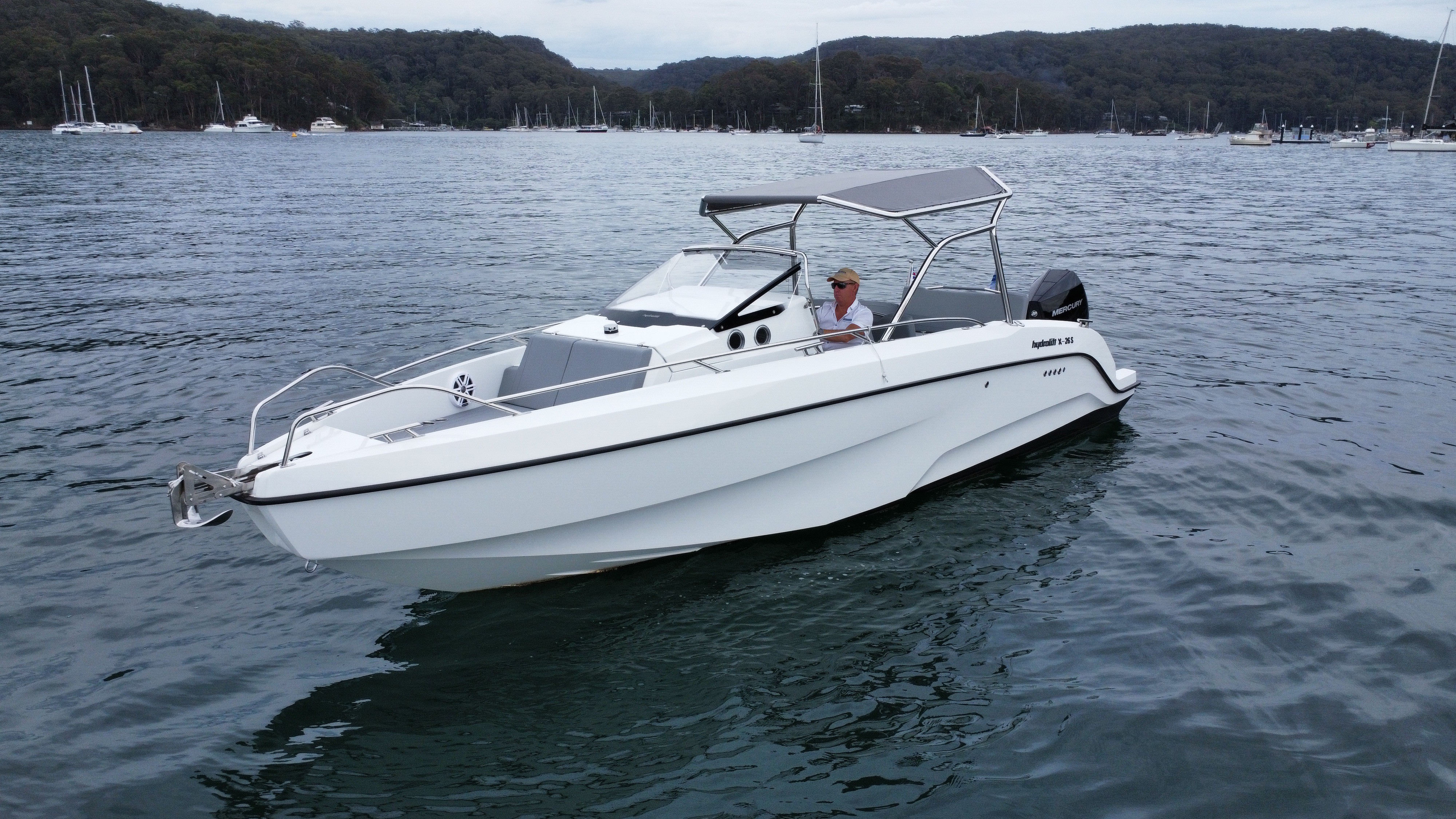 2023 Hydrolift X-26S - Ex Demo Boat