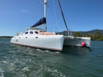 2010 Schionning Waterline 1320