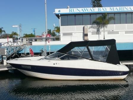 1999 Bayliner 2350 Bowrider
