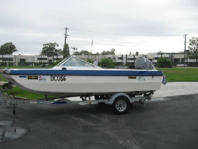 Pride Flipper Bow Rider