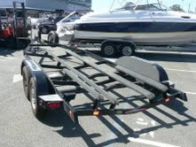 2006 Tandem Trailer To Suit Up To 25FT Boat