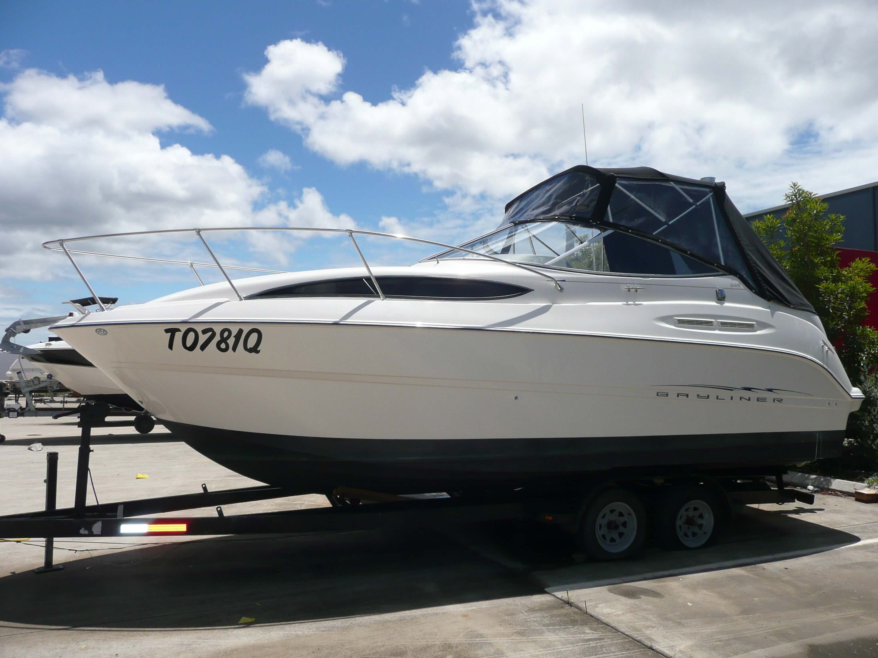 Bayliner 245 Cruiser