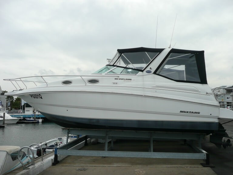 2005 Mustang 2800 Series III