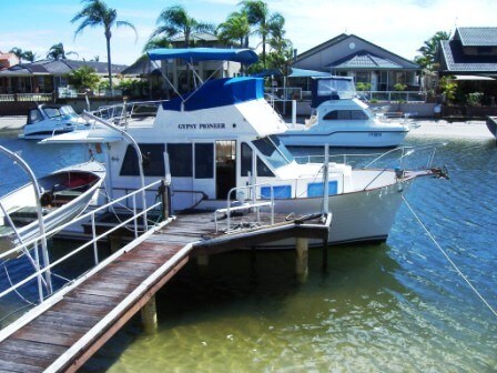 30FT Island Gypsy Flybridge Cruiser