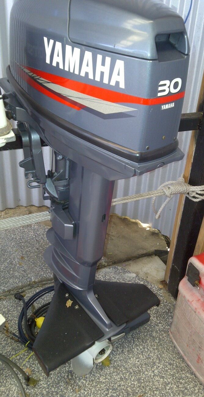 2003 Yamaha 30HP Engine