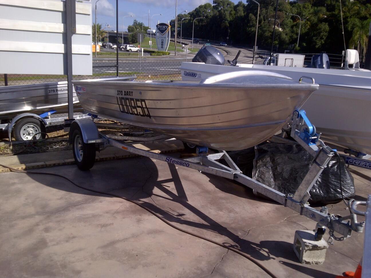 2011 Quintrex 370 Dart