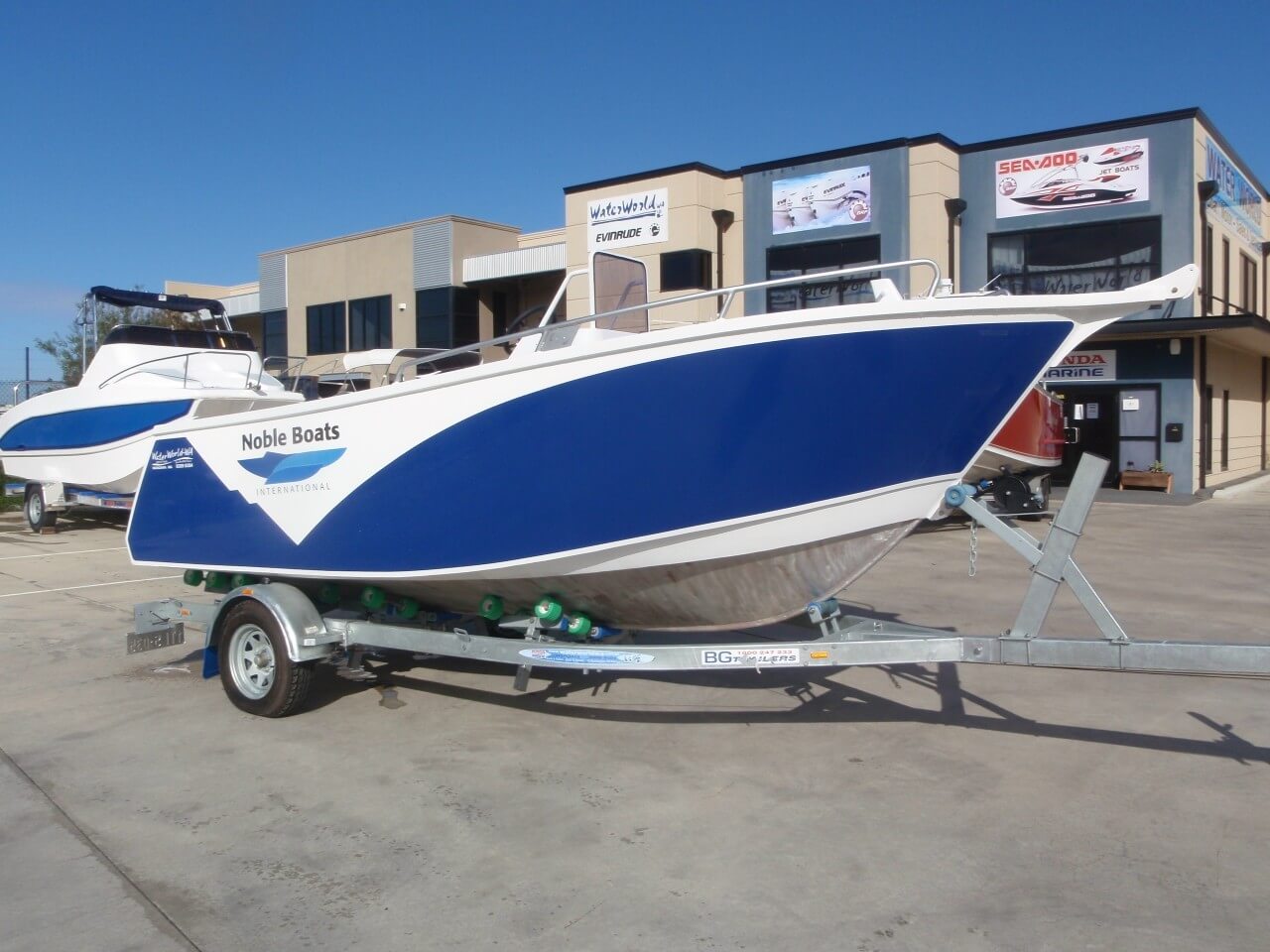 Online Auction -  New 2011 Noble 5M Aluminium Boat on Trailer