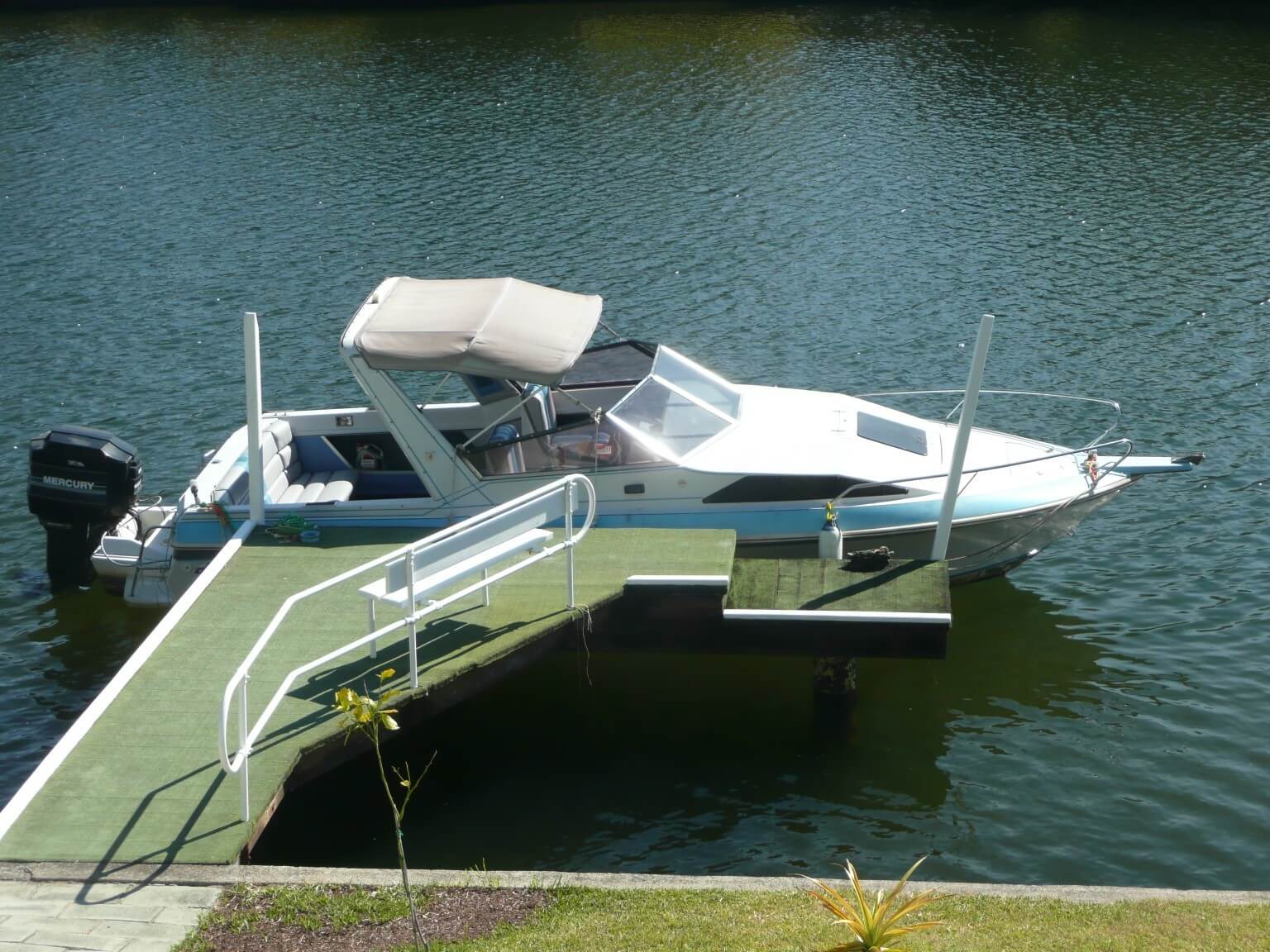 1989 Haines Signature 2250