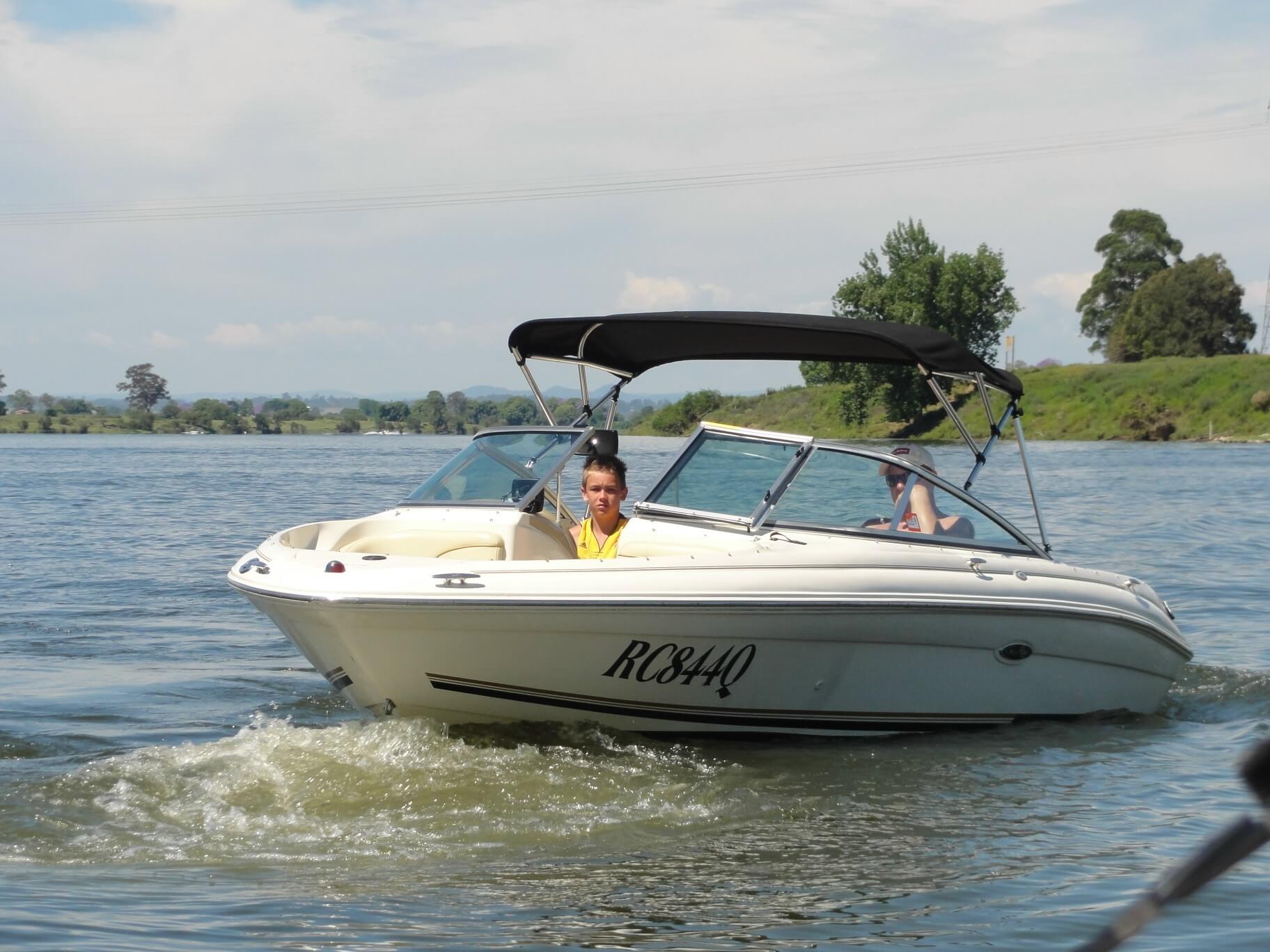 2001 Sea Ray 185 Bowrider