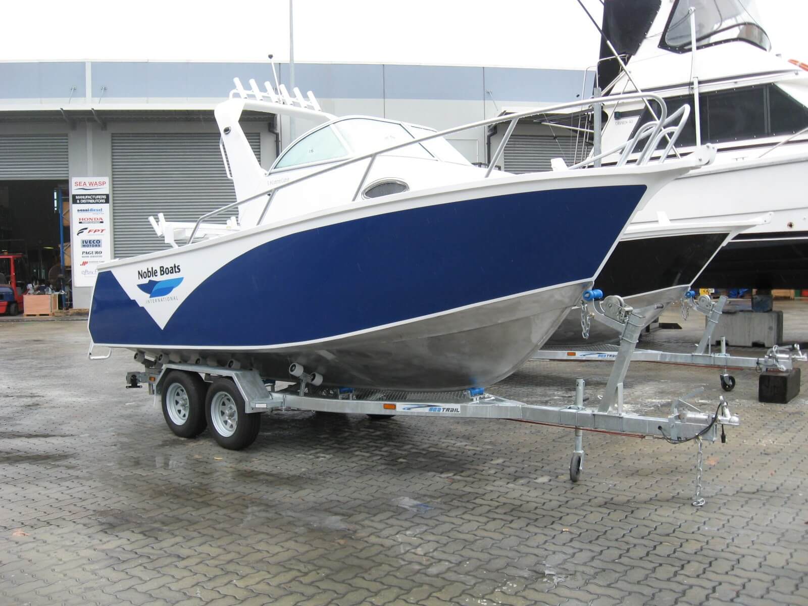 Online Auction - Unreserved New 2012 Noble 5.8M Centre Cabin Targa on New Trailer