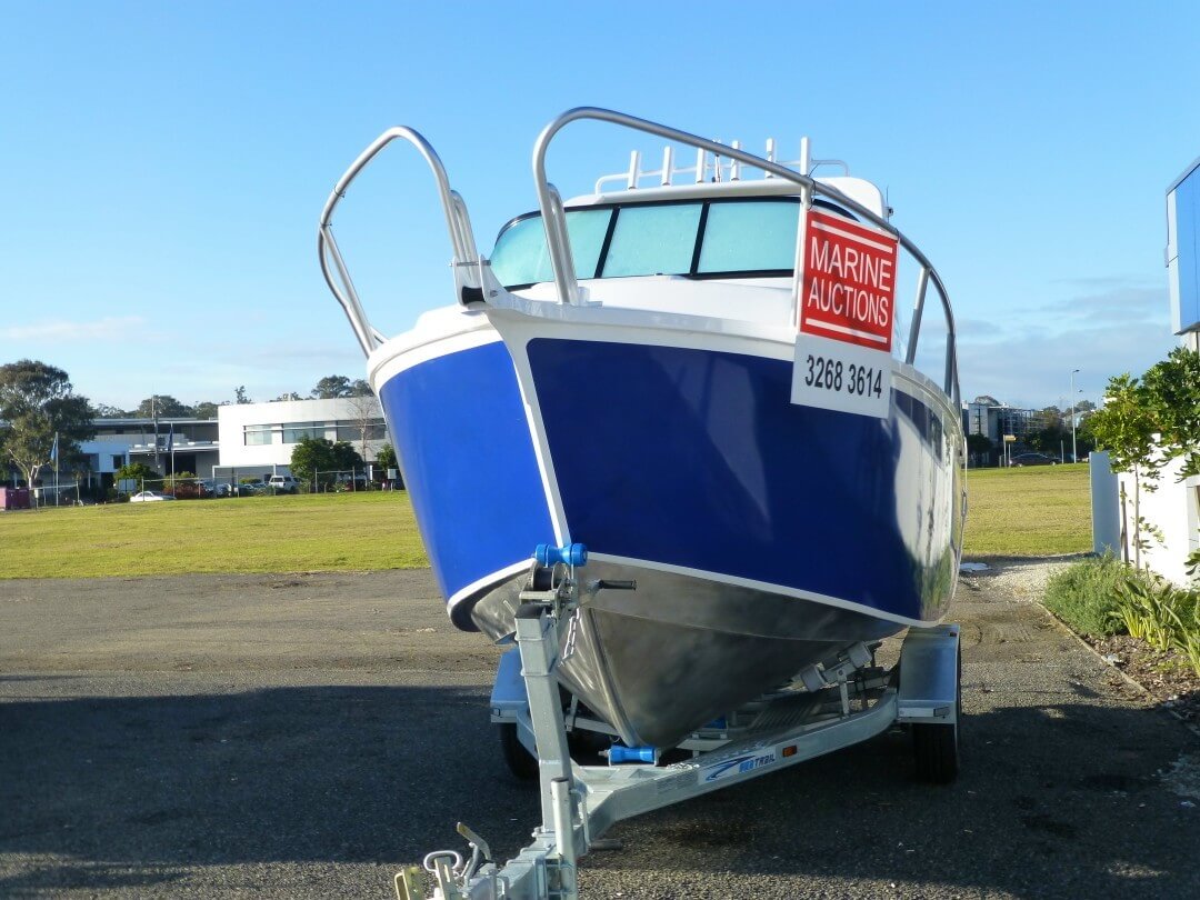Online Auction - ($1.00 Reserve) 2013 Noble 5.8M Cuddy Cabin Targa on Brand New 2013 Seatrail Trailer