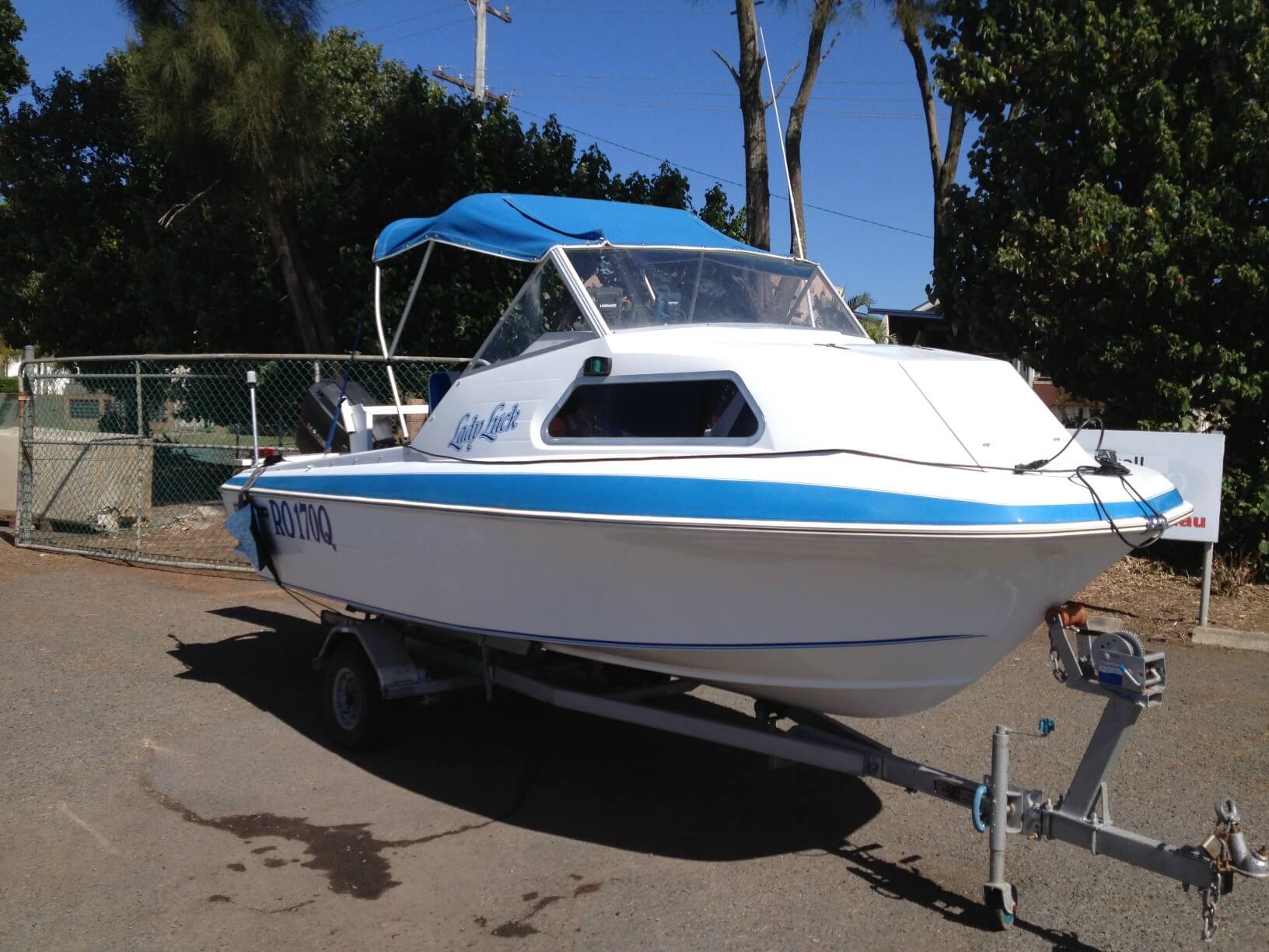 1985 Seafarer Venus 5.0 Half Cabin