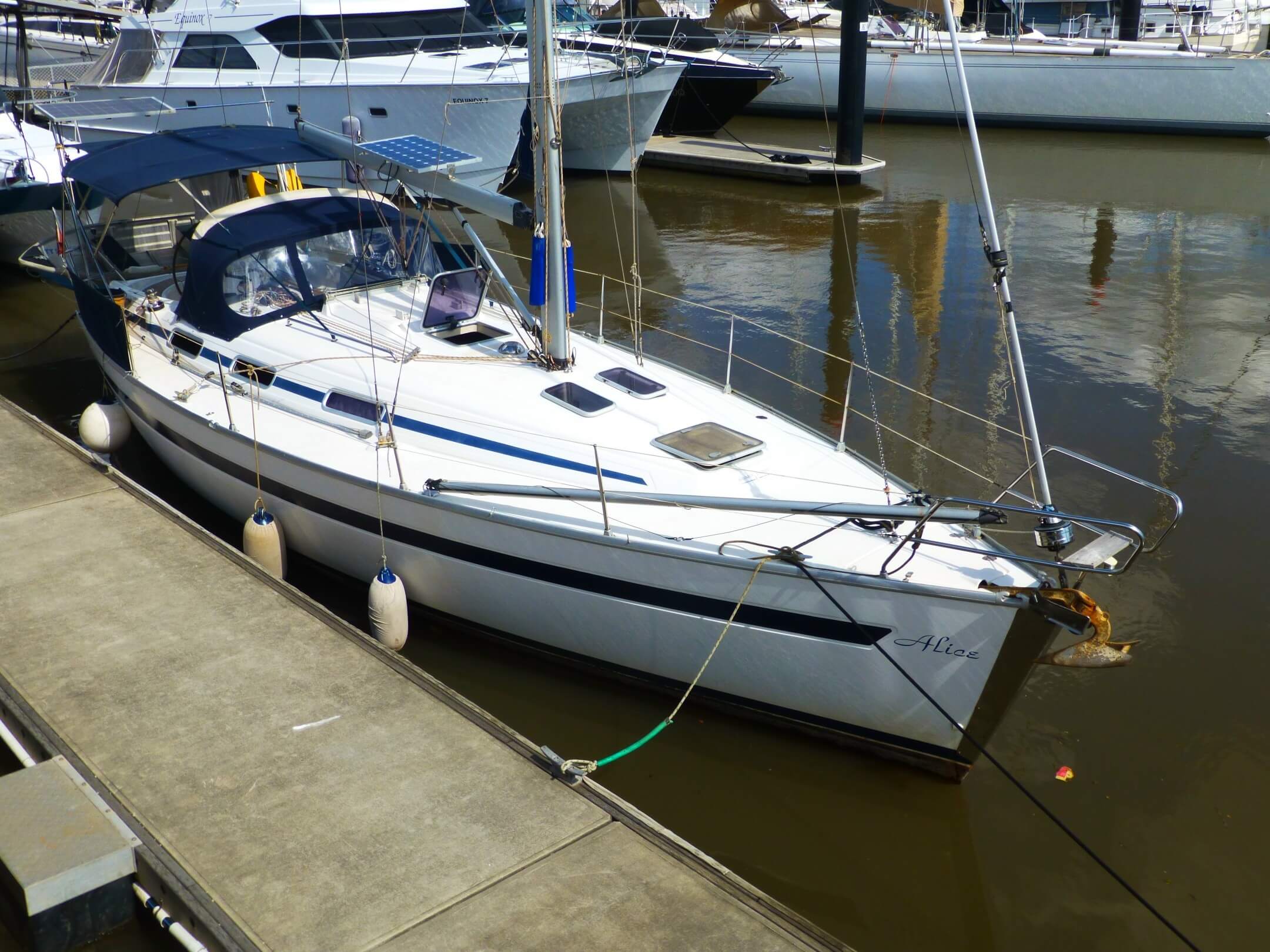 2003 Bavaria 36 Cruiser
