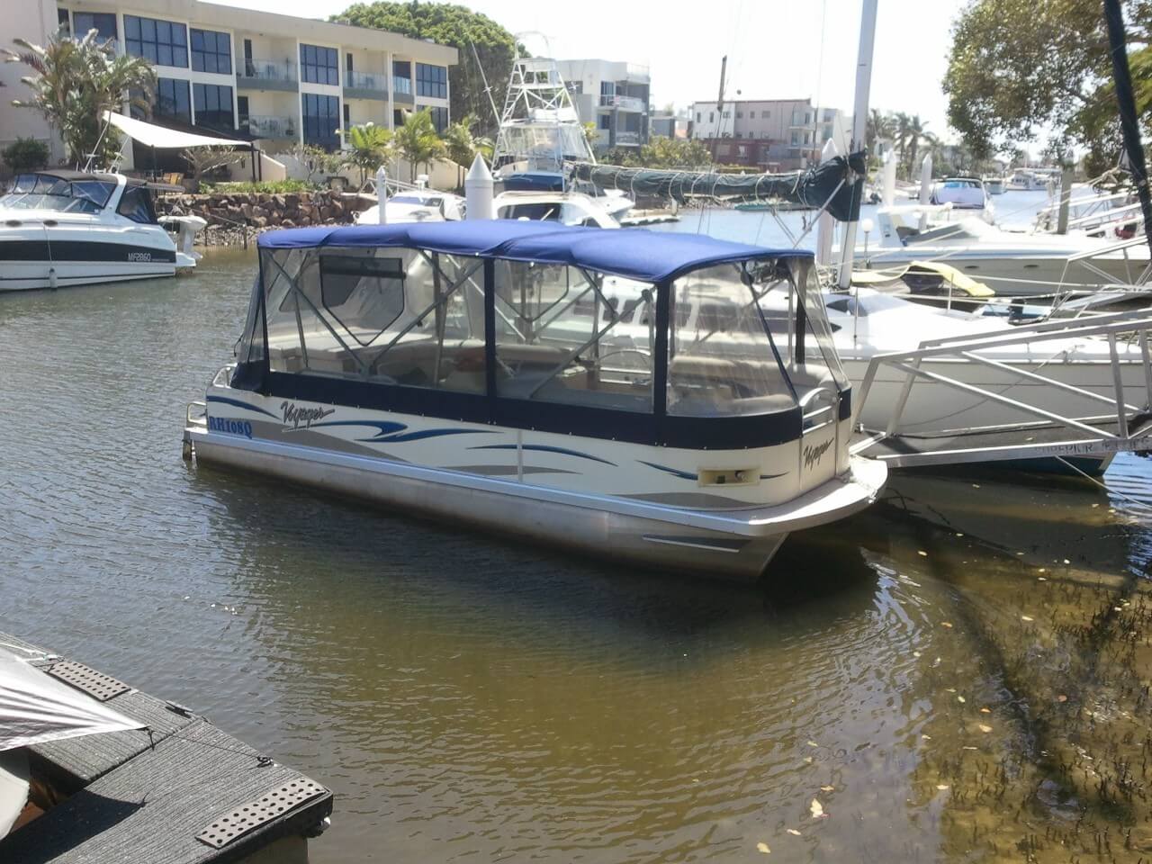 2006 Voyager Cruise 22FT Party Pontoon