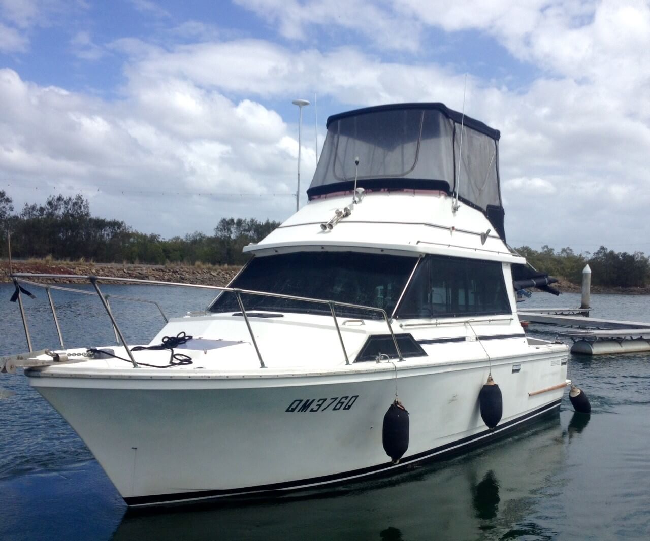 1980 Mariner 31 Flybridge Cruiser