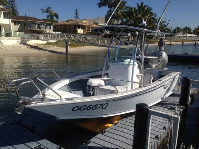 2004 Lazercraft 580 Centre Console