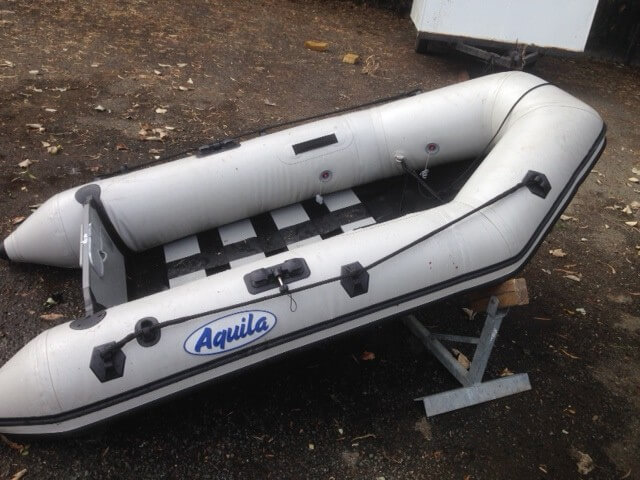2011 Aquila Reef 240 Slat Inflatable