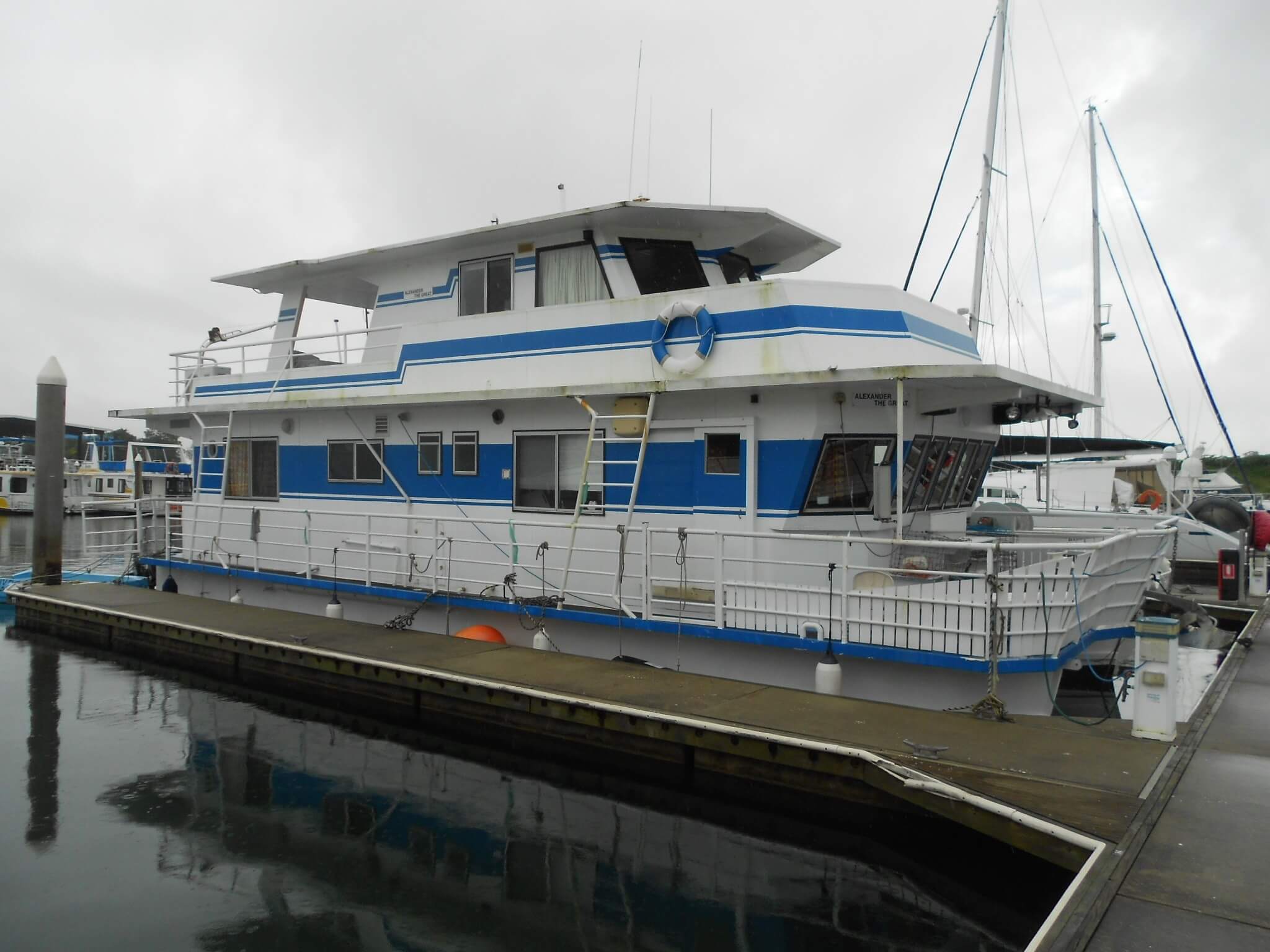 1998 Houseboat 14.2M - Buy Now for $75,000