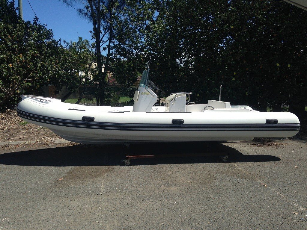 2006 Quingdao 5.80 Centre Console Inflatable RIB - Unreserved